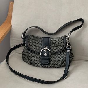 Coach signature C purse